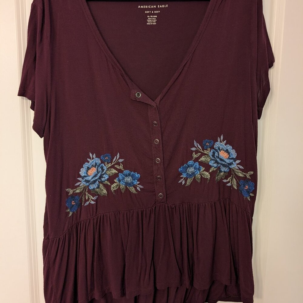 American Eagle Peplum Embroidered Maroon Soft and Sexy Floral top, size XL